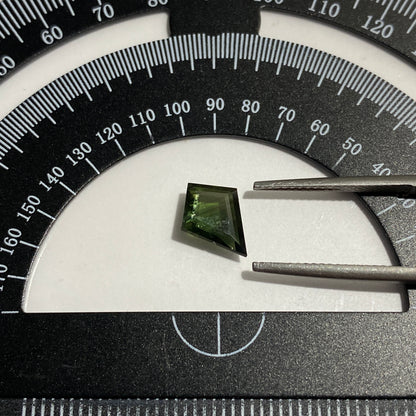 SAPPHIRE CORUNDUM NATURAL GEMSTONE - KARUR, ODESHA, INDIA 1.83Ct MFG5417