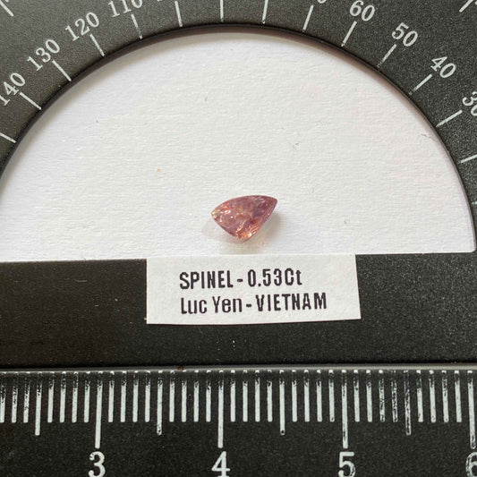 SPINEL NATURAL GEMSTONE : LUC YEN DISTRICT, YEN BAC PROVINCE, VIETNAM  0.53Ct. MFG4981