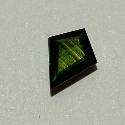 SAPPHIRE CORUNDUM NATURAL GEMSTONE - KARUR, ODESHA, INDIA 1.83Ct MFG5417