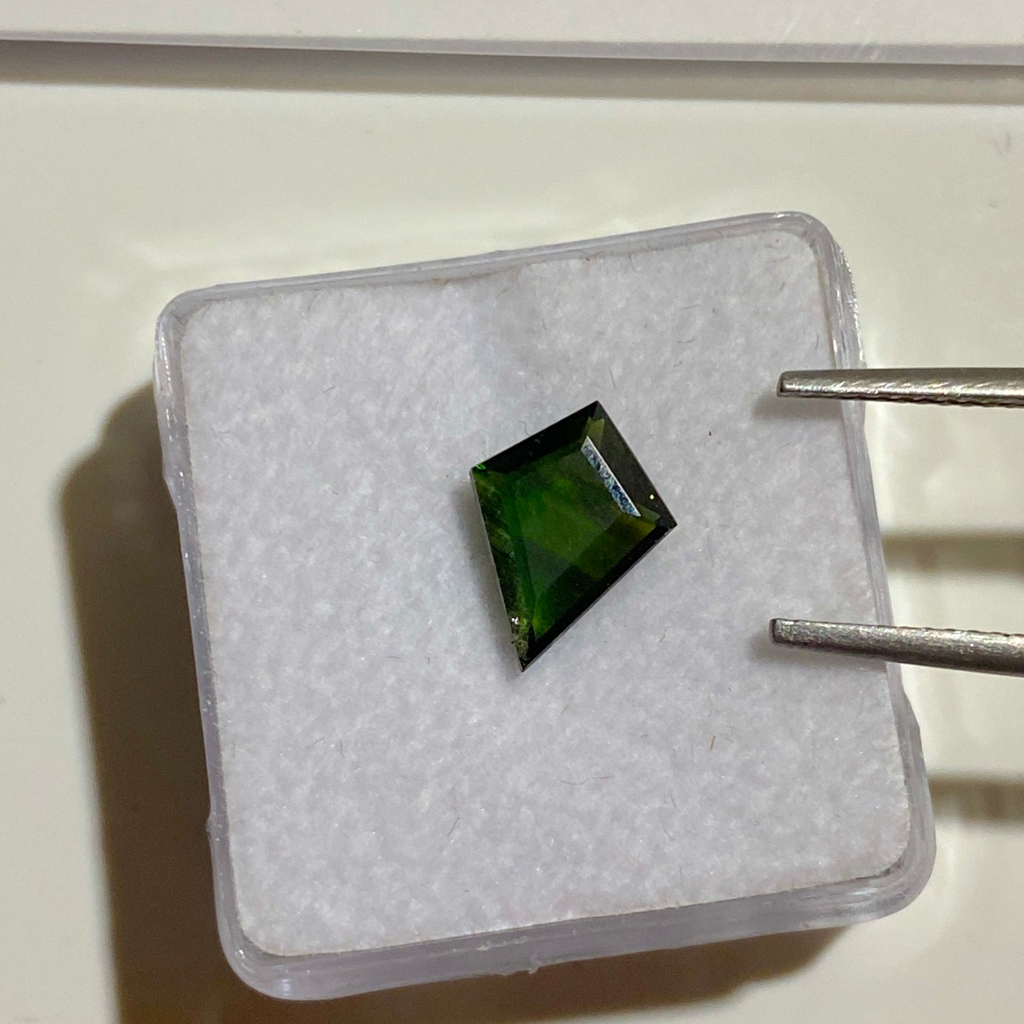 SAPPHIRE CORUNDUM NATURAL GEMSTONE - KARUR, ODESHA, INDIA 1.83Ct MFG5417