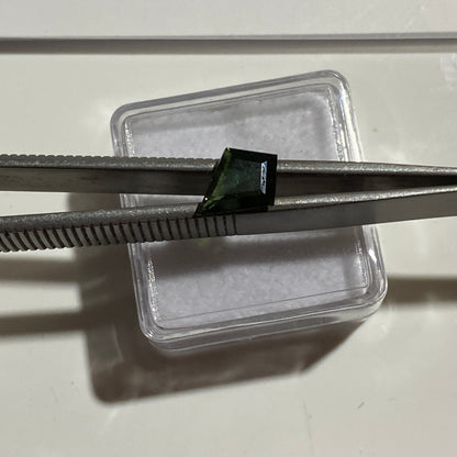 SAPPHIRE CORUNDUM NATURAL GEMSTONE - KARUR, ODESHA, INDIA 1.83Ct MFG5417