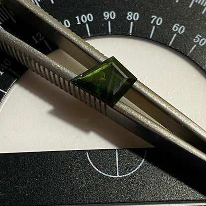 SAPPHIRE CORUNDUM NATURAL GEMSTONE - KARUR, ODESHA, INDIA 1.83Ct MFG5417