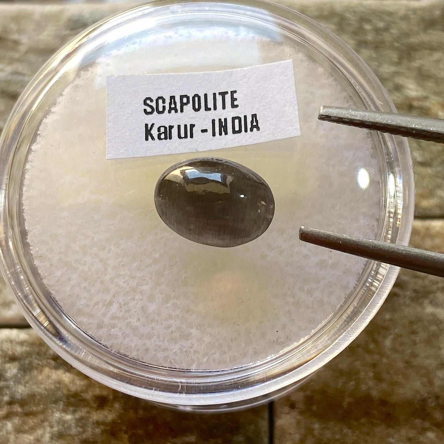 SCAPOLITE NATURAL GEMSTONE : KARUR, TAMIL NADU, INDIA. 1.89Ct MFG4982