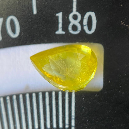 SPHENE (TITANITE) NATURAL GEMSTONE : IMILCHI, MOROCCO  0.72Ct  MFG4983