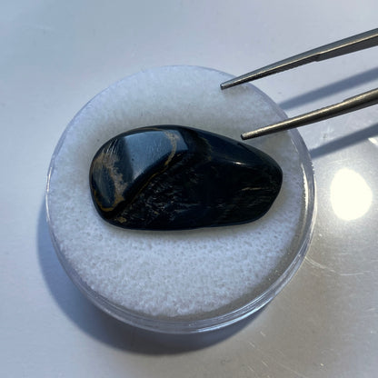 HAWKS EYE QUARTZ NATURAL GEMSTONE - SOUTHERN AFRICA. 24Ct MFG5391