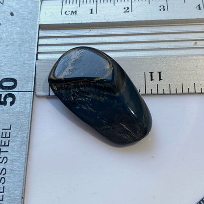 HAWKS EYE QUARTZ NATURAL GEMSTONE - SOUTHERN AFRICA. 24Ct MFG5391