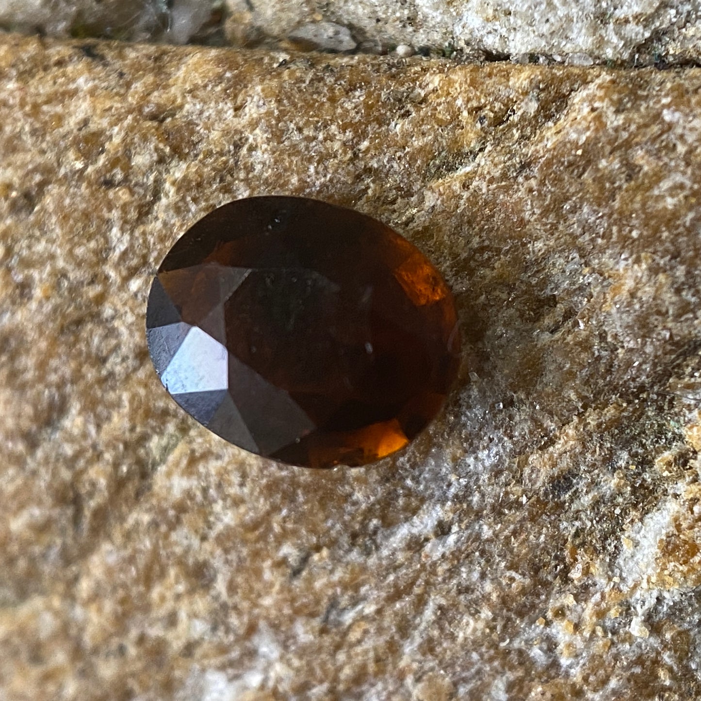 ORANGE  RARE TOURMALINE NATURAL GEMSTONE : JAGODA MINE, MKUSHI, ZAMBIA. 0.47Ct MFG4985