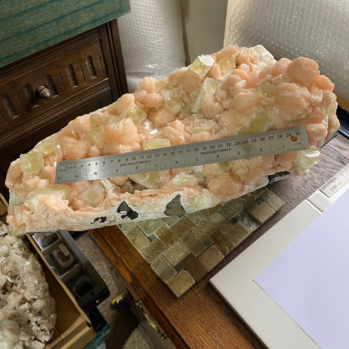 APOPHYLLITE WITH STILBITE - JALGAON, NASHIK, INDIA - MASSIVE   13kg+MF4146