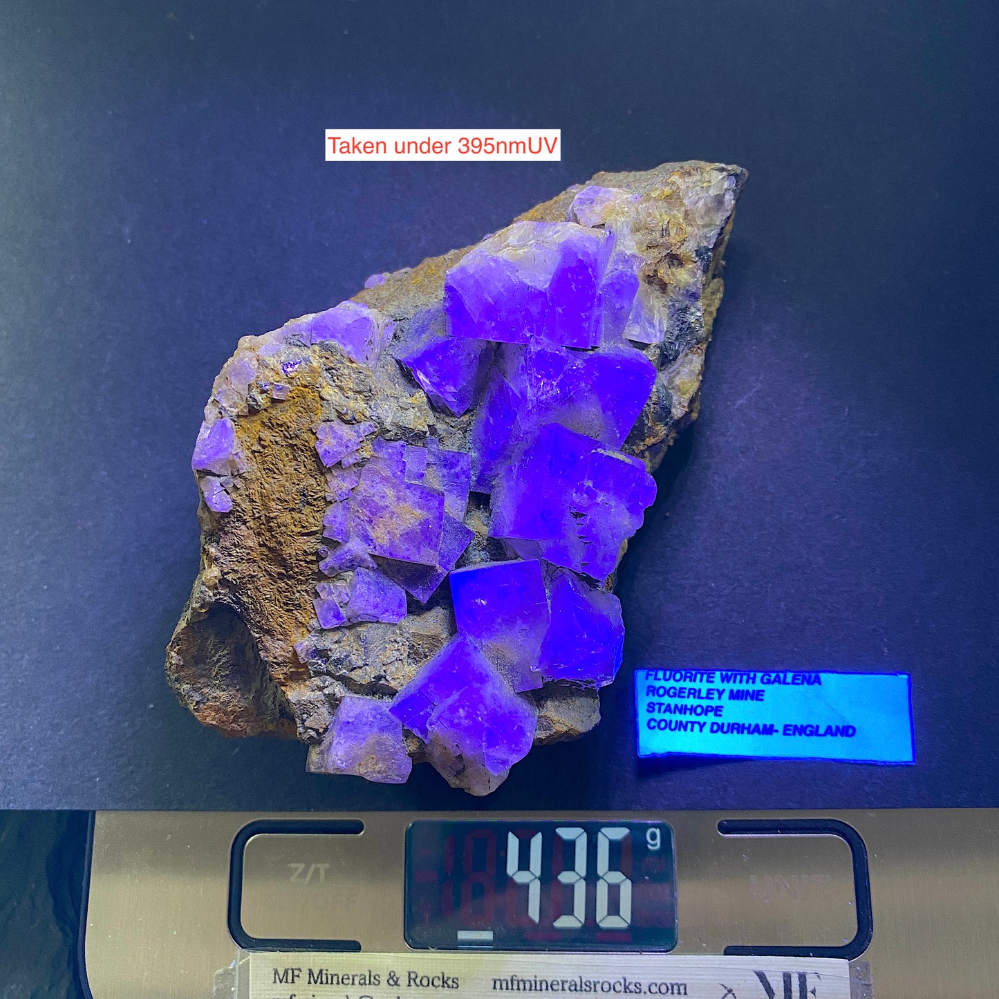 FLUORITE AVEC GALÈNE DE LA MINE ROGERLEY, CO DURHAM, ANGLETERRE. 435g MF6440