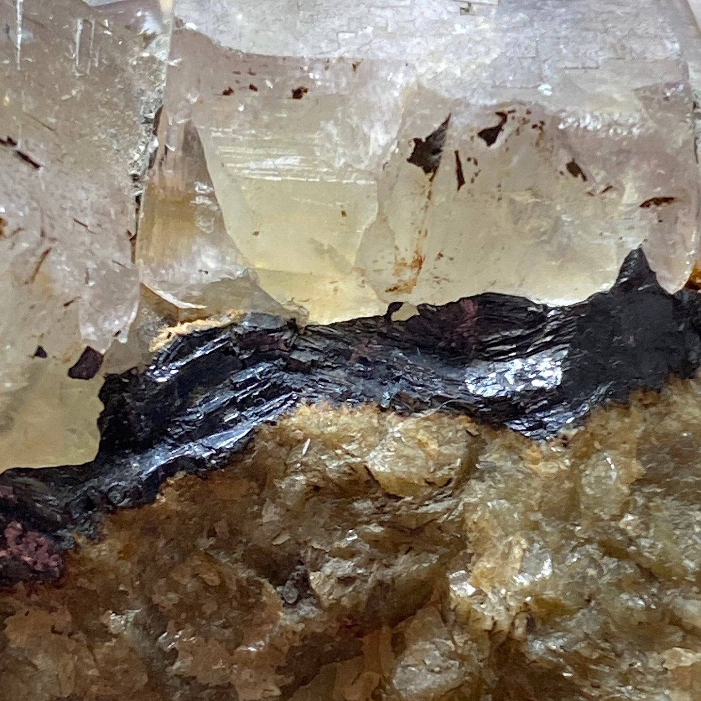 FLUORITE AVEC GALÈNE DE LA MINE ROGERLEY, CO DURHAM, ANGLETERRE. 435g MF6440