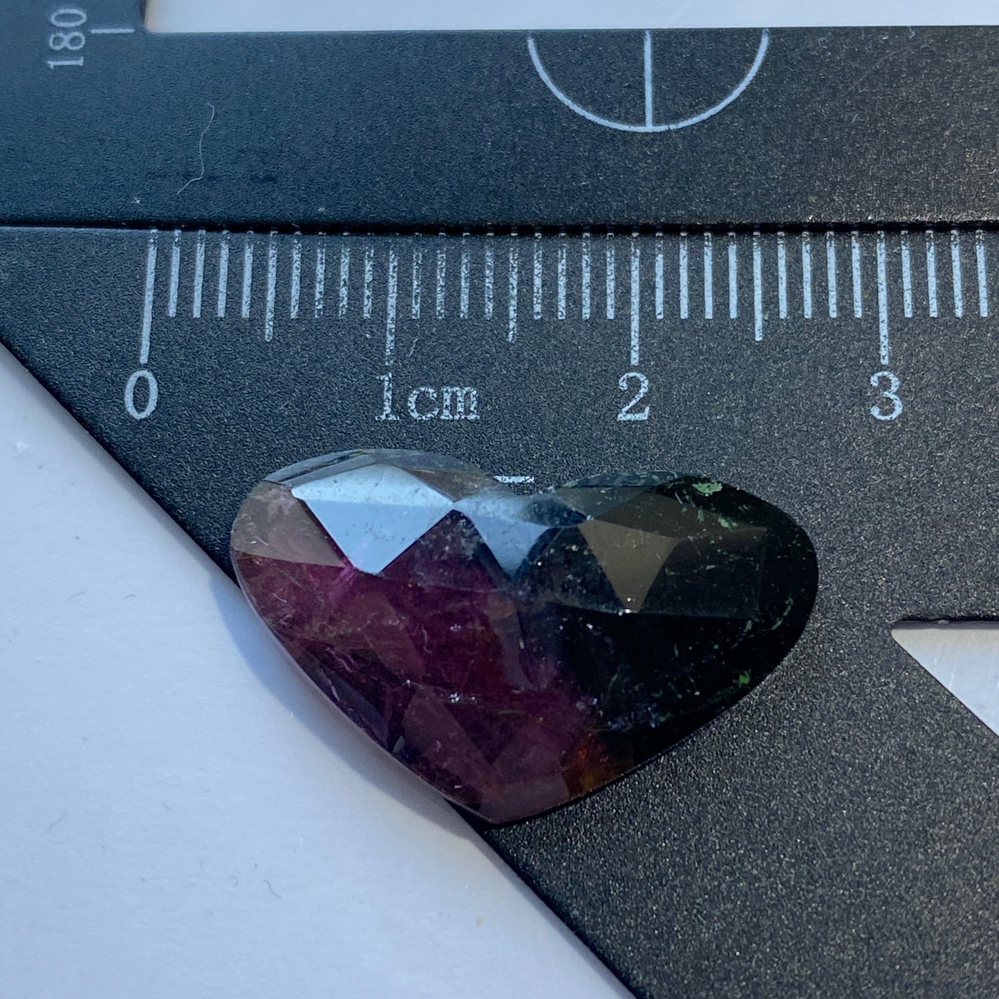 TOURMALINE NATURAL BI-COLOUR GEMSTONE - PAPROK, AFGHANISTAN LARGE 11.22Ct MFG5411