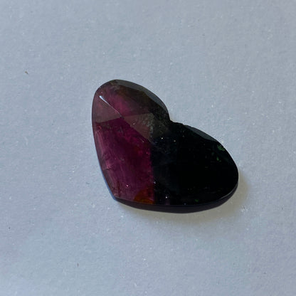 TOURMALINE NATURAL BI-COLOUR GEMSTONE - PAPROK, AFGHANISTAN LARGE 11.22Ct MFG5411