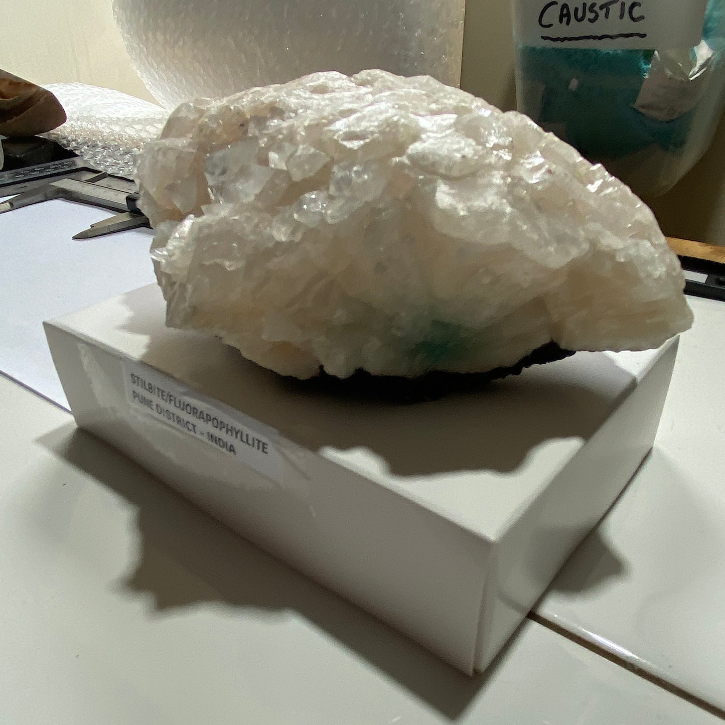 STILBITE WITH FLUORAPOPHYLLITE : PUNE, MAHARASHTRA, INDIA 624g. MF5069