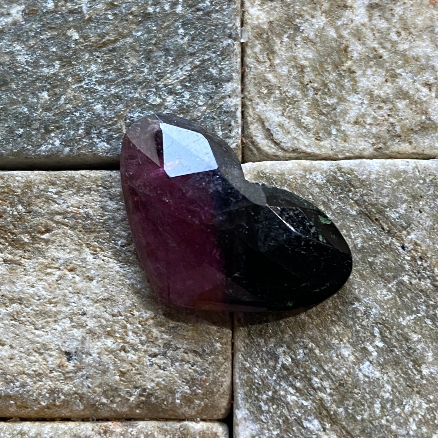 TOURMALINE NATURAL BI-COLOUR GEMSTONE - PAPROK, AFGHANISTAN LARGE 11.22Ct MFG5411