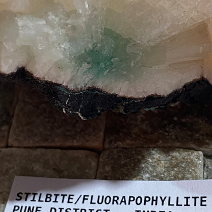 STILBITE WITH FLUORAPOPHYLLITE : PUNE, MAHARASHTRA, INDIA 624g. MF5069