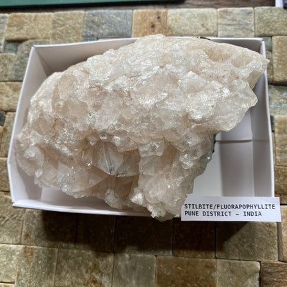 STILBITE WITH FLUORAPOPHYLLITE : PUNE, MAHARASHTRA, INDIA 624g. MF5069