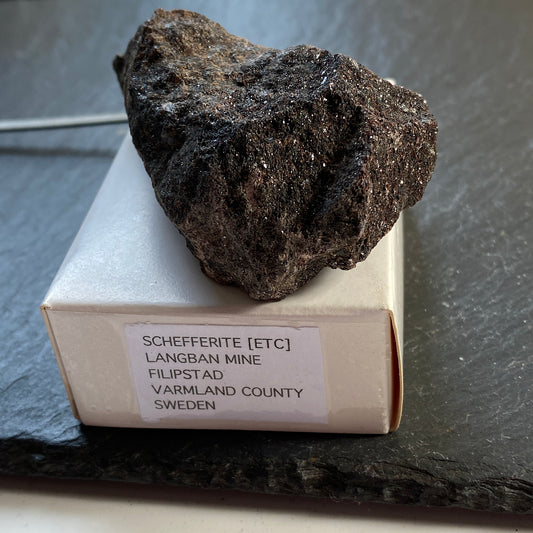 SCHEFFERITE [ETC] , LANGBAN MINE, SWEDEN. 110g MF1860