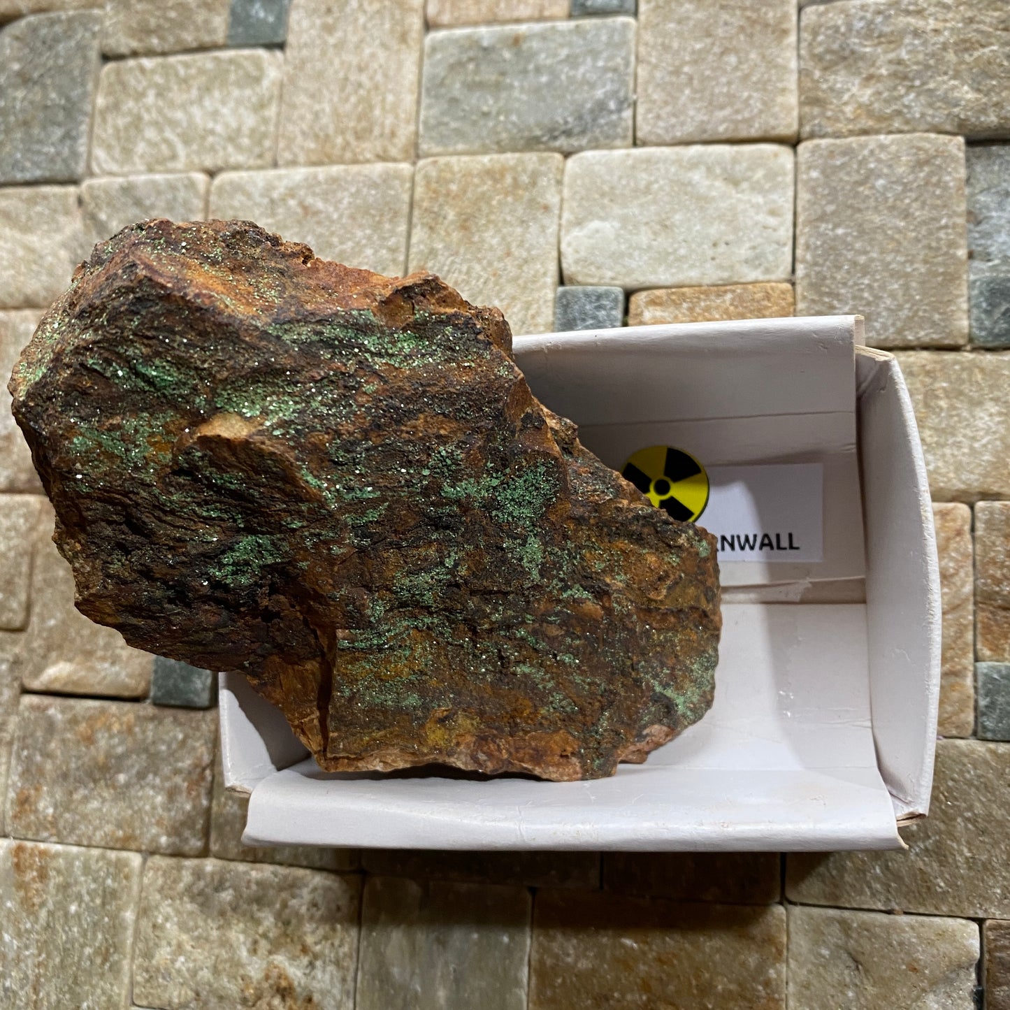 TORBERNITE : SOUTH TERRAS MINE, ST STEPHEN-IN-BRANNELS, CORNWALL. 157g MF5070