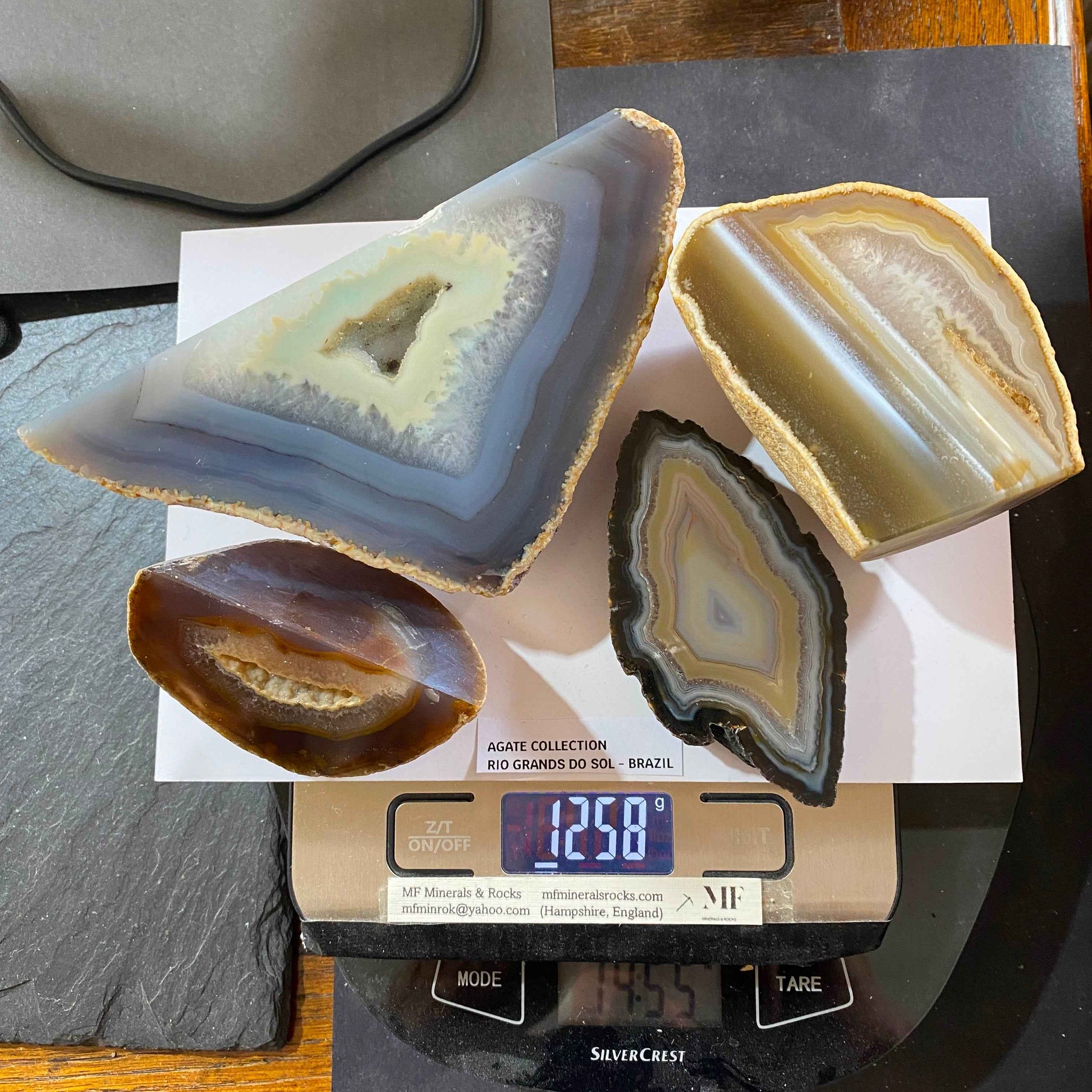 AGATE : FOUR BEAUTIFUL SPECIMENS FROM RIO GRANDE DO SUL, BRAZIL 1.258kg MF5071