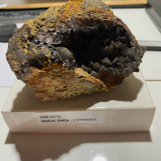GOETHITE : WHEAL DREA, BOTALLACK, ST JUST, CORNWALL, ENGLAND. 490g MF5074