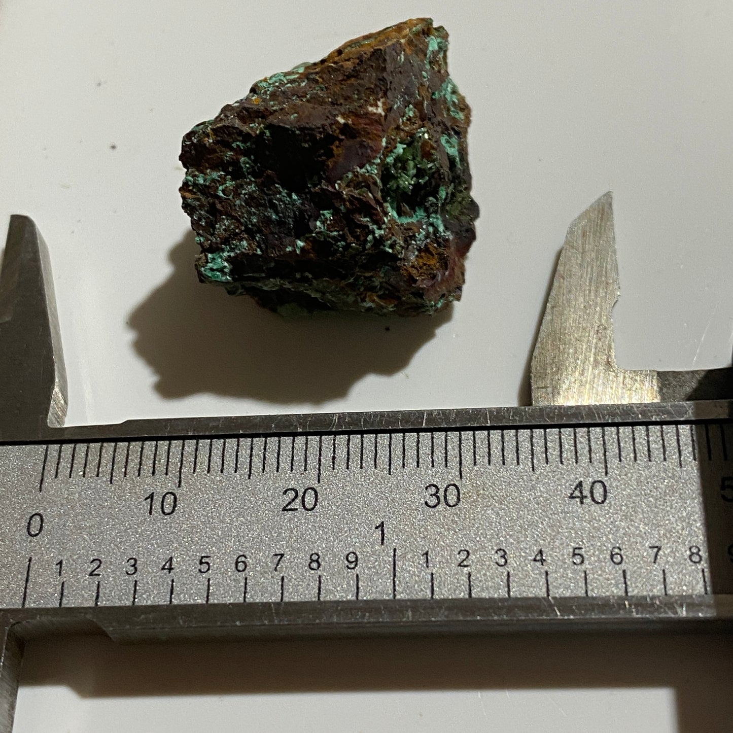 AGARDITE/ZINCOLIVENITE : HILARION MINE, LAVRION, GREECE. 12g. MF5075