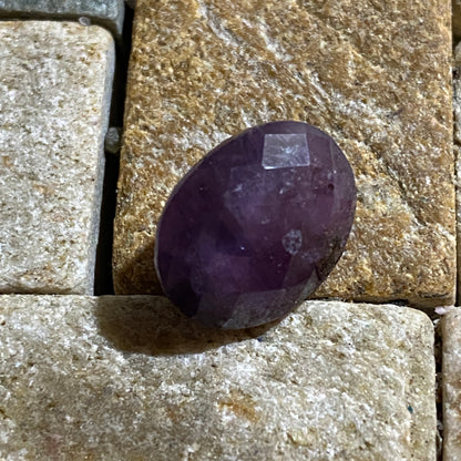 SAPPHIRE CORUNDUM LARGE NATURAL GEMSTONE - 11.88Ct. MFG5405