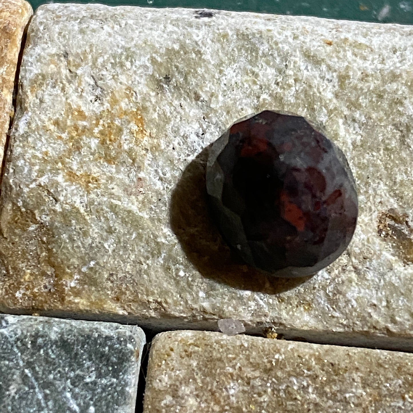 JASPER QUARTZ NATURAL GEMSTONE - DEASE LAKE, BRITISH COLUMBIA, CANADA 3.90Ct MFG5410