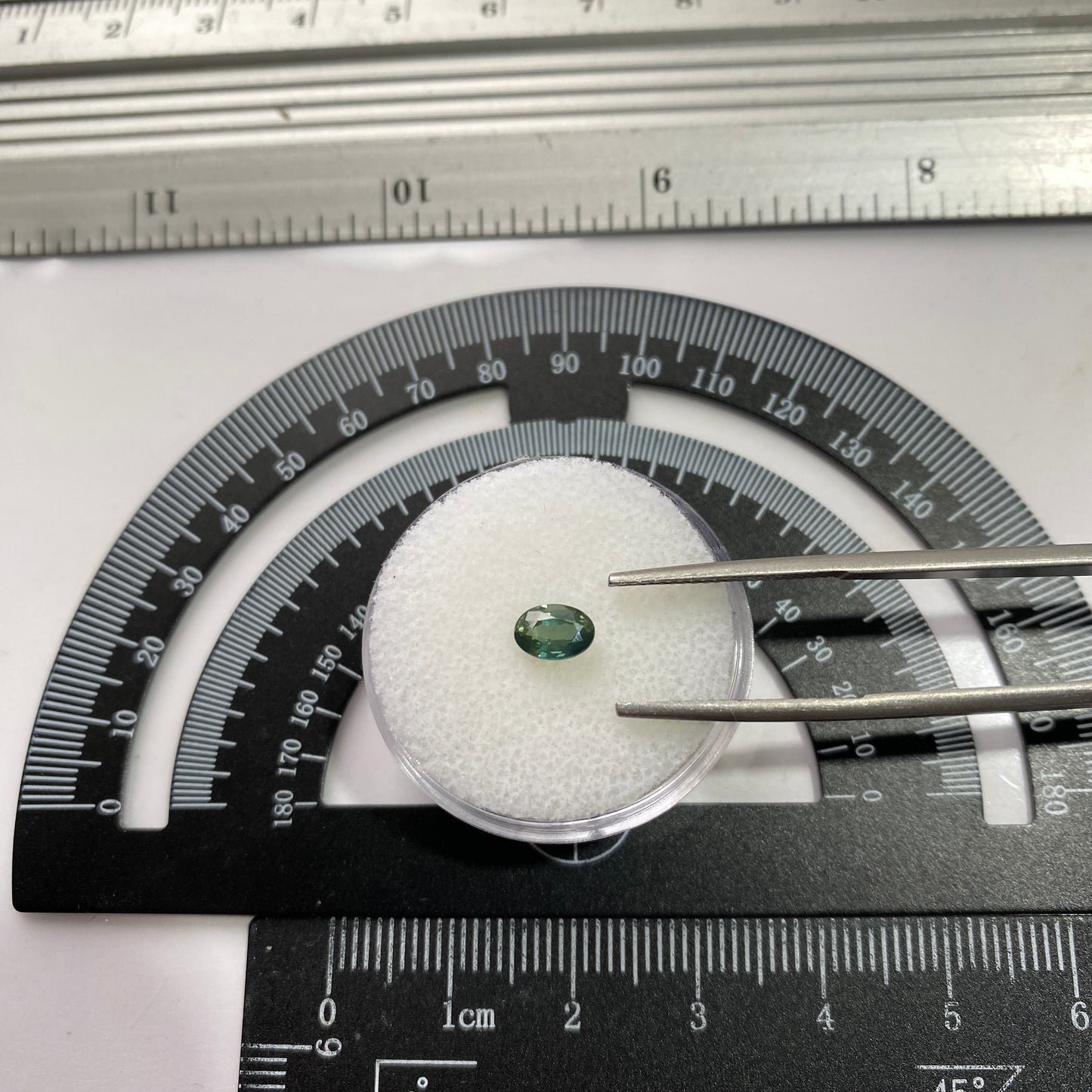 APATITE EXQUISITE NATURAL GEMSTONE - MIDELT, DRAA-TAFILALET, MOROCCO 0.70Ct MFG5240