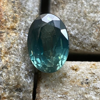 APATITE EXQUISITE NATURAL GEMSTONE - MIDELT, DRAA-TAFILALET, MOROCCO 0.70Ct MFG5240