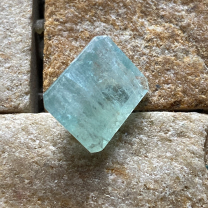 FLUORITE NATURAL GEMSTONE - KARABIB, ERONGO, NAMIBIA 5.74Ct MFG5397