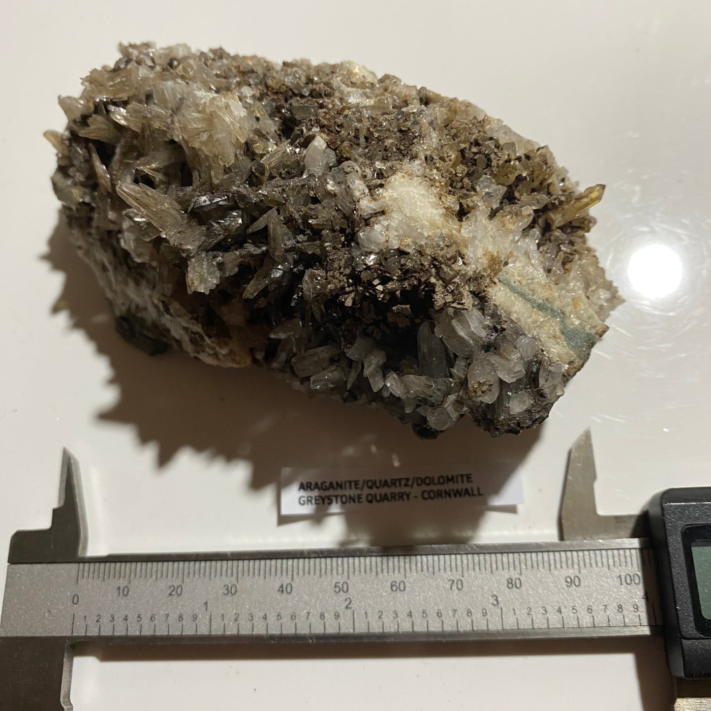 ARAGONITE/QUARTZ/DOLOMITE : GREYSTONE QUARRY, LEZANT, CORNWALL. 415g. MF5082