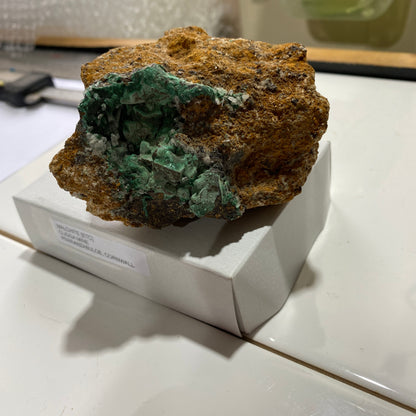 MALACHITE [ETC] - CLIGGA MINE, PERRANZABULOE, CORNWALL  282g MF4157