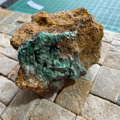 MALACHITE [ETC] - CLIGGA MINE, PERRANZABULOE, CORNWALL  282g MF4157