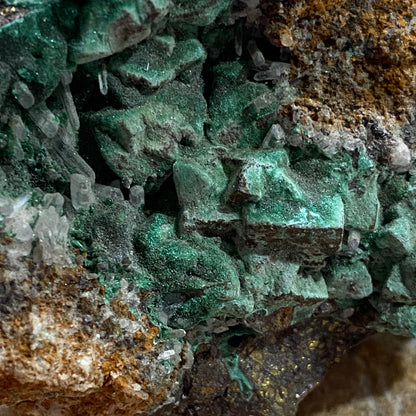 MALACHITE [ETC] - CLIGGA MINE, PERRANZABULOE, CORNWALL  282g MF4157