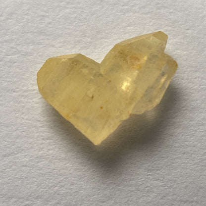 "JAPAN LAW" QUARTZ CRYSTALS : SAN PEDRO MINE, ALBUQUERQUE, NEW MEXICO U.S.A. MF5083