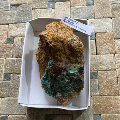 MALACHITE [ETC] - CLIGGA MINE, PERRANZABULOE, CORNWALL  282g MF4157