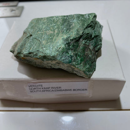 VERDITE - NORTH KAAP RIVER, ZIMBABWE/SOUTH AFRICA BORDER REGION, 124g. MF4158