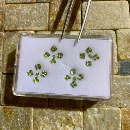 PERIDOT NATURAL GEMSTONES - KAGHAN VALLEY, MANSHERA, PAKISTAN 3.02Ct MFG4810