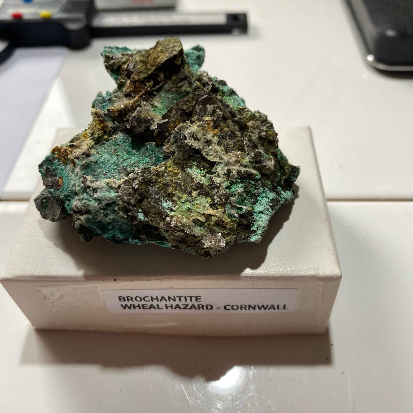 BROCHANTITE : WHEAL HAZARD, BOTALLACK, ST JUST, CORNWALL, 57g MF5088
