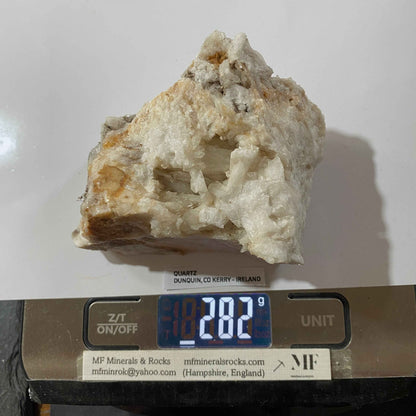 QUARTZ : DUNQUIN, DINGLE, CO KERRY, IRELAND. 282g. MF5089