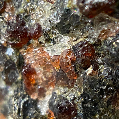 GARNET AMPHIBOLITE FROM EPTELAND, NORWAY 76g MF1456