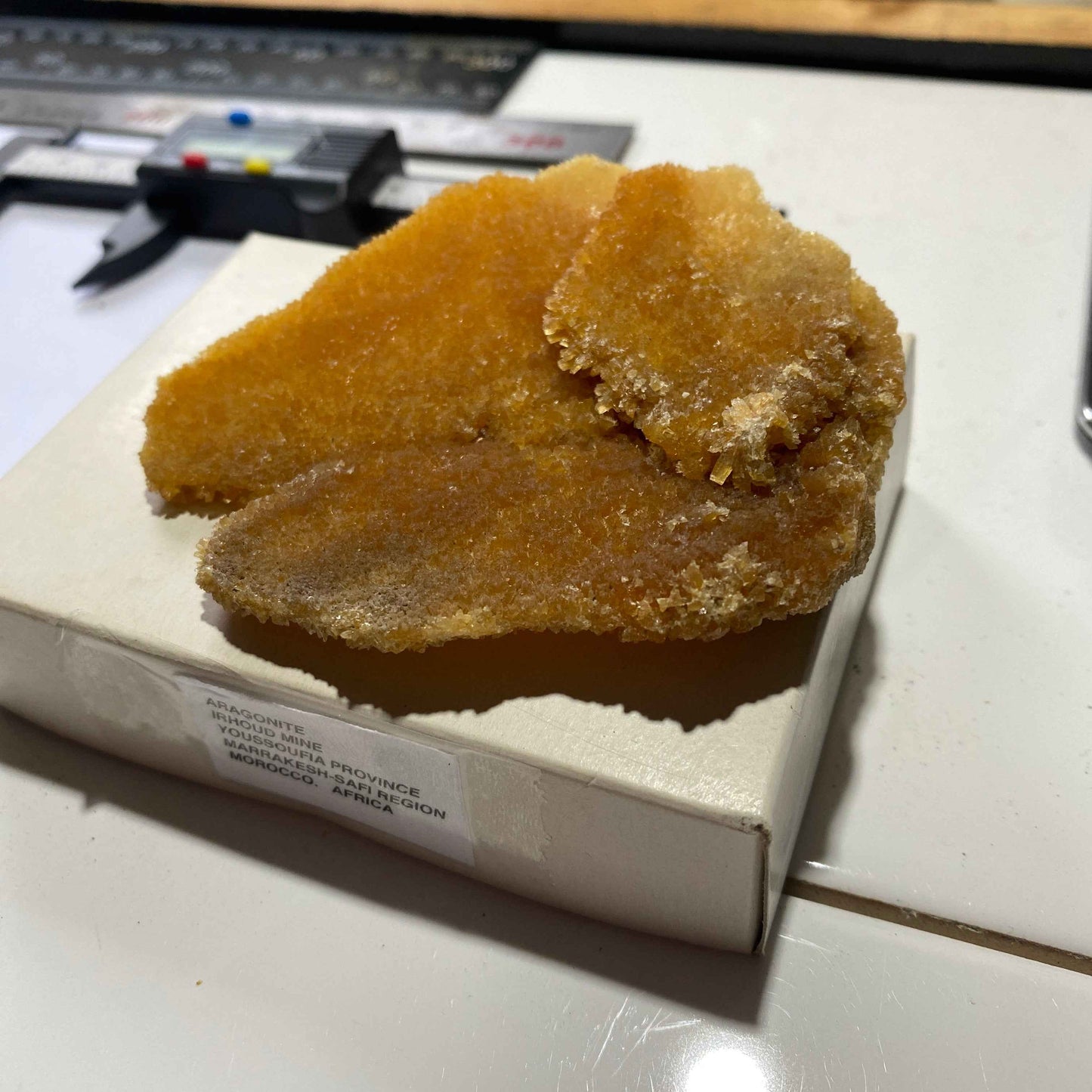 ARAGONITE : IRHOUD MINE, MARAKESH-SAFI, MOROCCO. 67g. MF5092