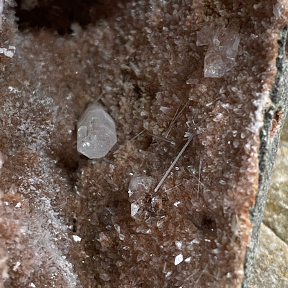 NATROLITE [ETC] IN BASALT VUG - AHMEDNAGAR, NASHIK, INDIA  588g. MF4165