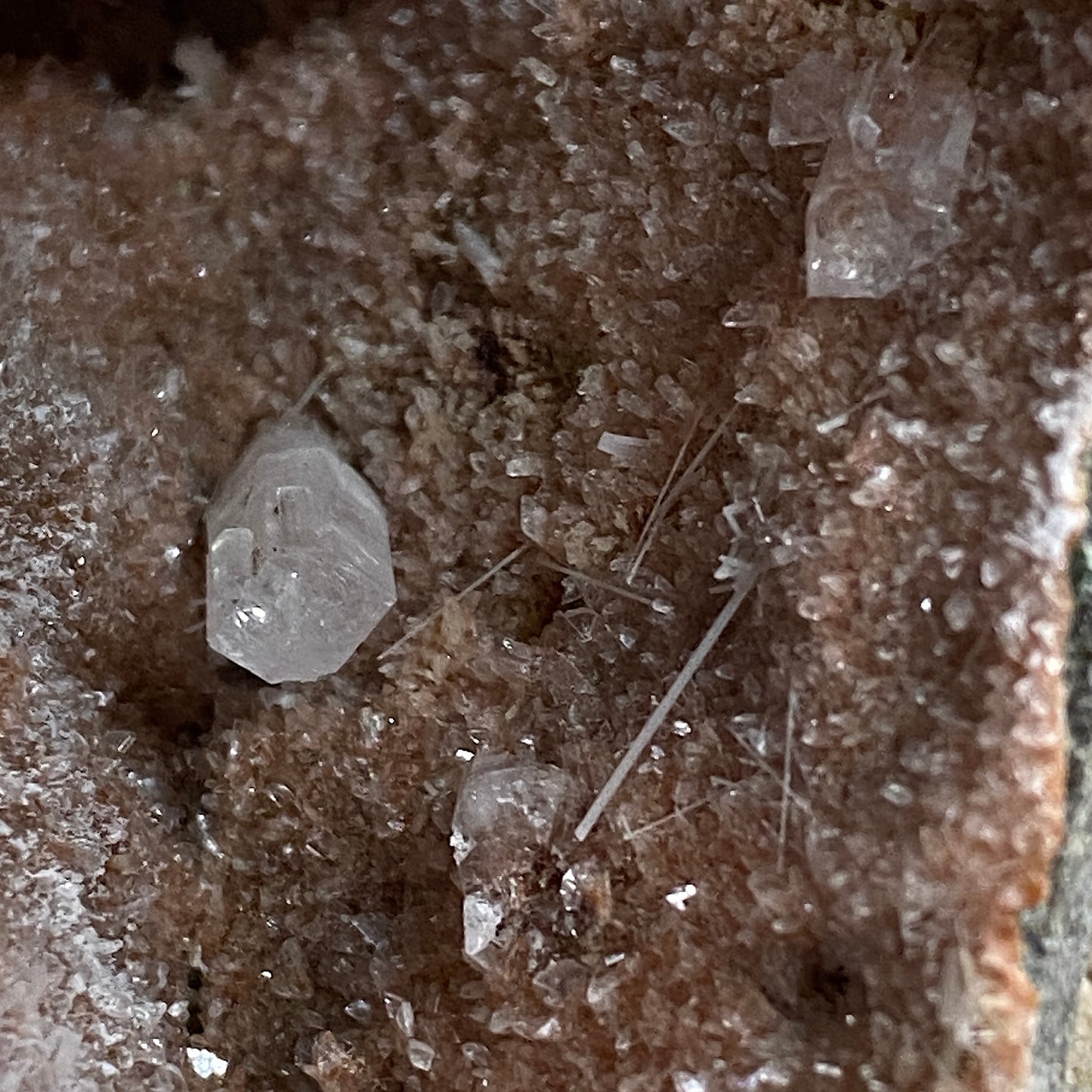 NATROLITE [ETC] IN BASALT VUG - AHMEDNAGAR, NASHIK, INDIA  588g. MF4165