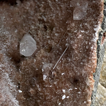 NATROLITE [ETC] IN BASALT VUG - AHMEDNAGAR, NASHIK, INDIA  588g. MF4165