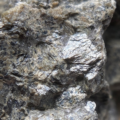 PINITE AFTER CORDIERITE : GREAT ROCK MINE, HENNOCK, TEIGNBRIDGE, DEVON  23g MF5093