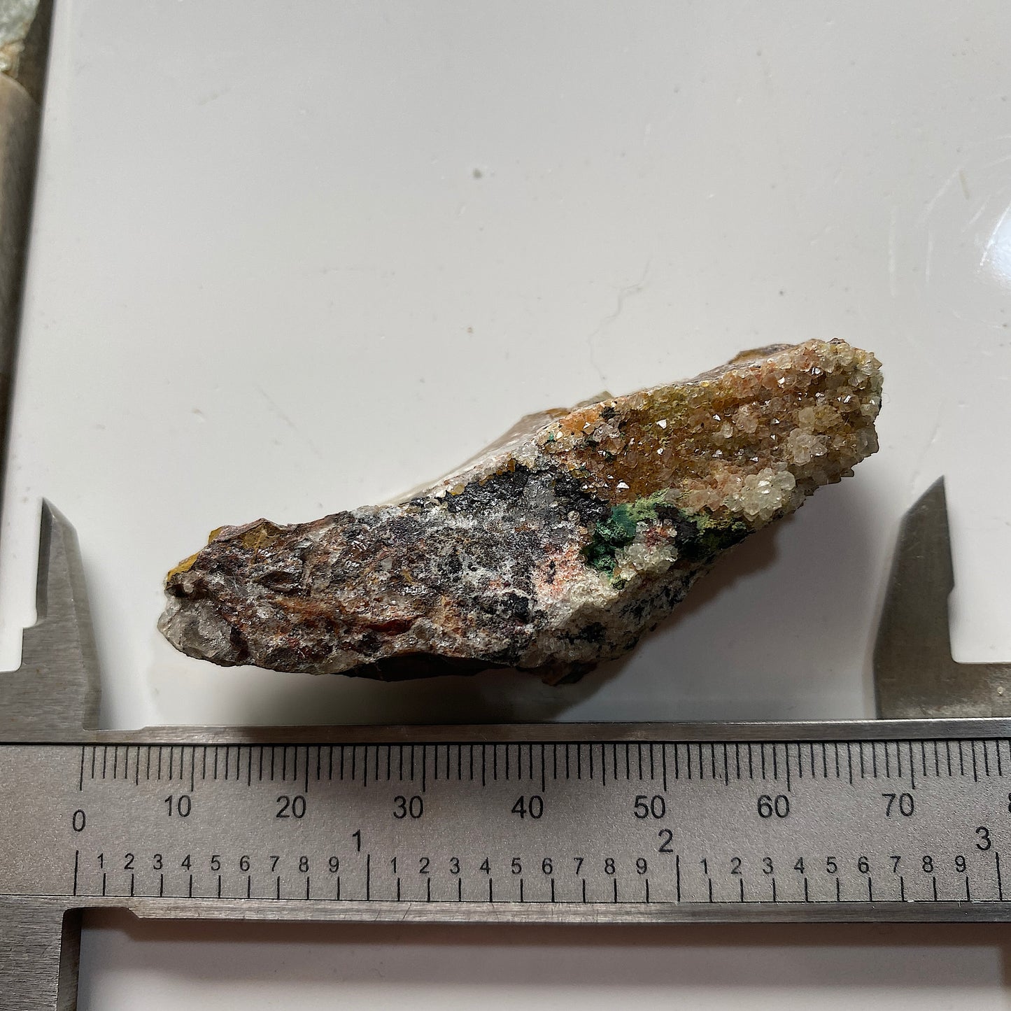 MALACHITE/CUPRITE ETC FROM LEVANT MINE, ST JUST, CORNWALL. 29g. MF5097