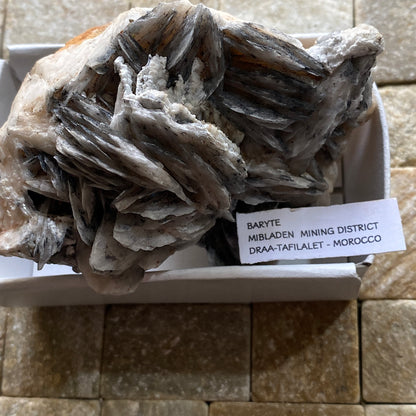 BARYTE - MIBLADEN MINING DISTRICT, DRAA-TAFILALET, MOROCCO