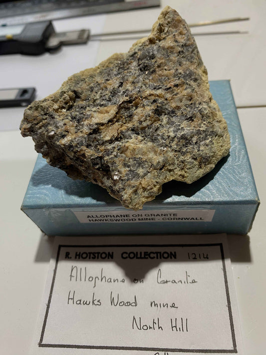 ALLOPHANE [ON GRANITE] : HAWKSWOOD MINE, NORTH HILL, CORNWALL  133g. MF5102