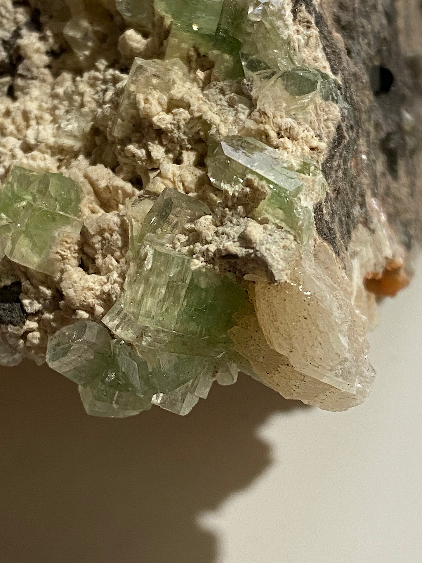 APOPHYLLITE WITH STILBITE : AURANGABAD, MAHARASHTRA, INDIA. 442g. MF5103